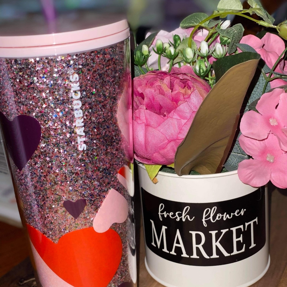 New Starbucks Valentine's Day Tumbler